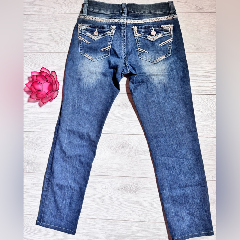 Warehouse One Mid Rise Capris -Size 27 - Picture 7 of 12